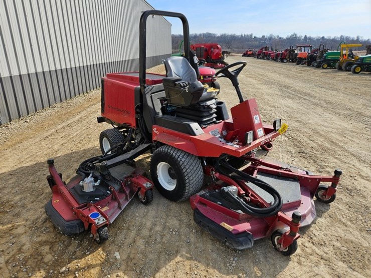 #5037-•-toro-ground-master-4000d-4x4-wide-area-mower-image-7