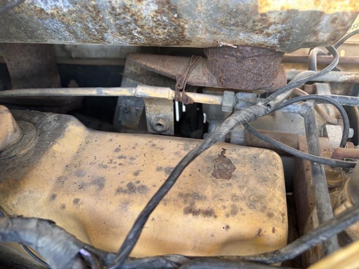 1993-ford-6640-image-44