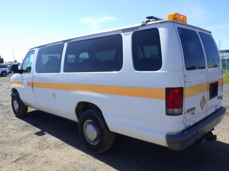 2006-ford-econoline-350-image-5