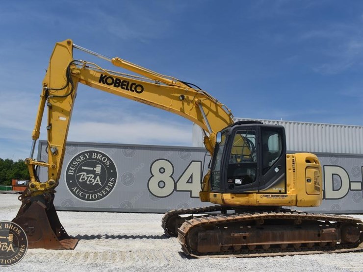 2014-kobelco-sk260sr-lc-3-image-11