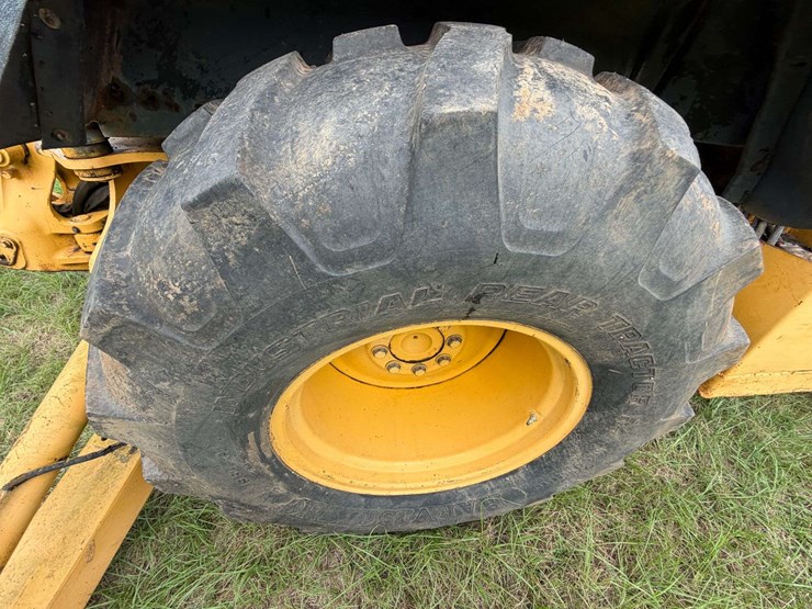 1997-deere-310e-image-25
