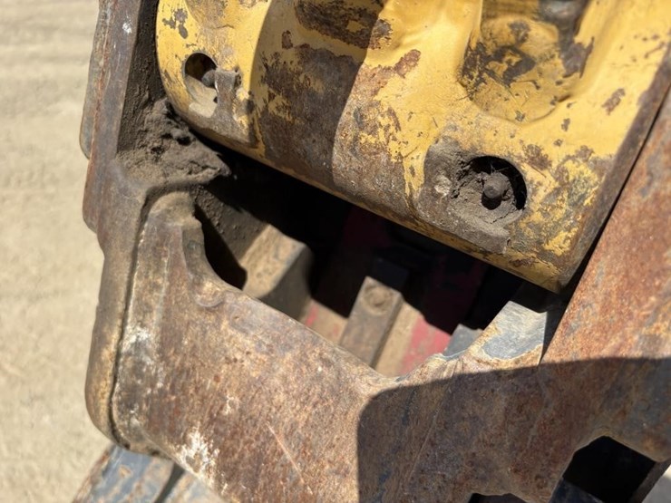 2015-caterpillar-308e2-cr-image-14
