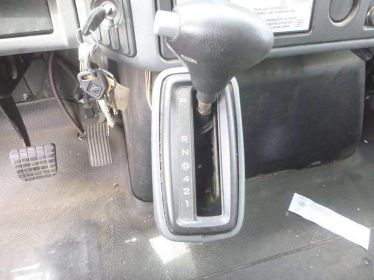2006-international-durastar-4200-image-15
