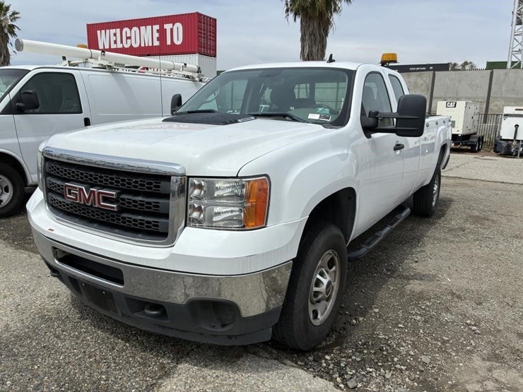 2012-gmc-2500hd-image-1
