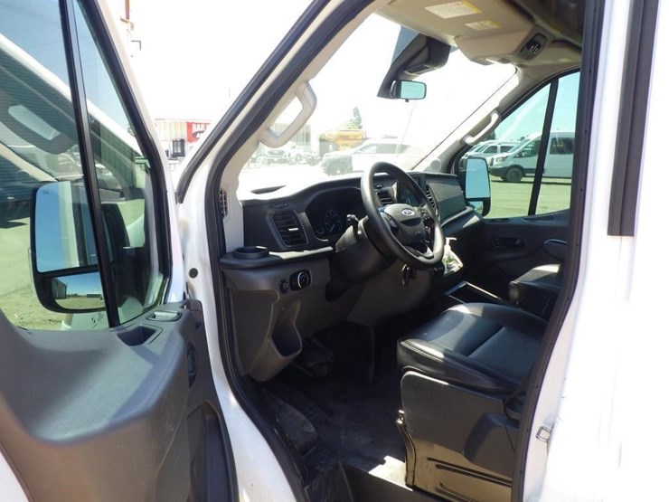 2020-ford-transit-image-5