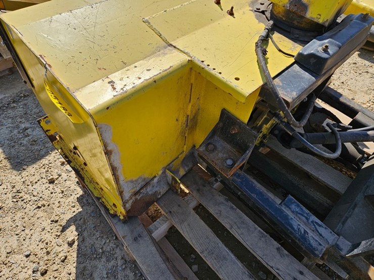 john-deere-48-image-13