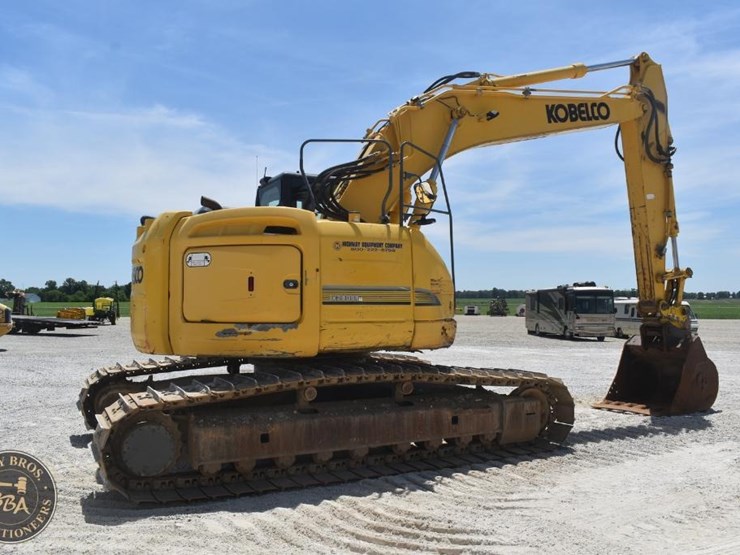 2014-kobelco-sk260sr-lc-3-image-17