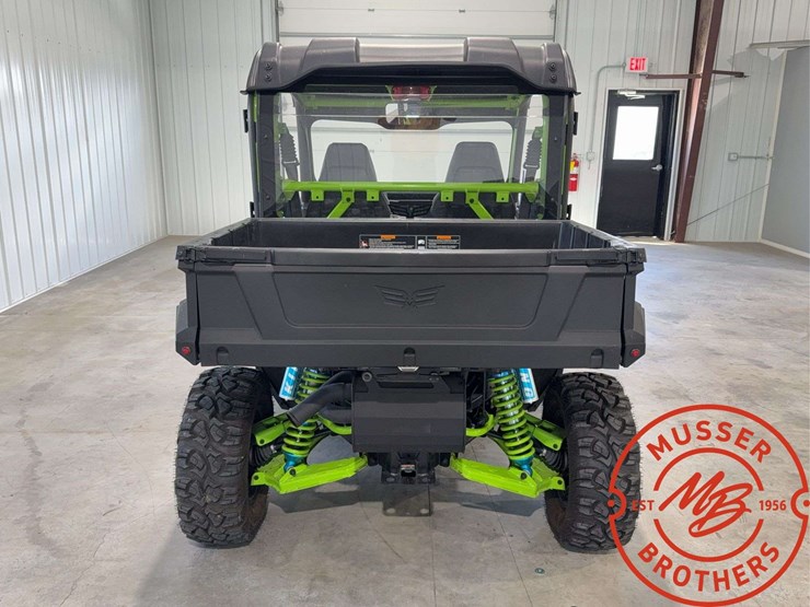 2018-arctic-cat-700-xt-image-4