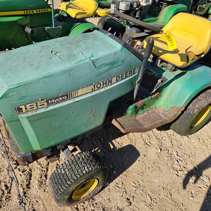 JOHN DEERE 185
