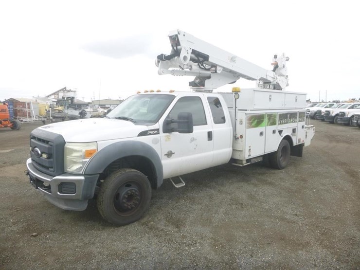 2012-ford-f550-image-1