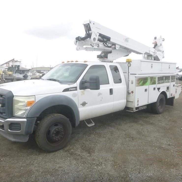 2012 FORD F550
