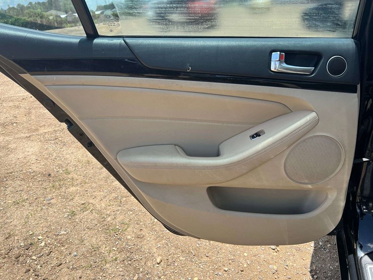2014-kia-cadenza-4-door-sedan-(155,518-miles)-image-14
