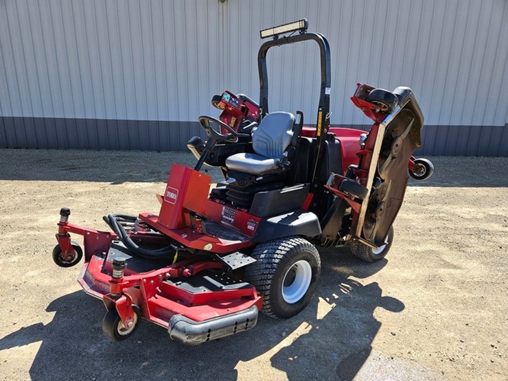 toro-groundsmaster-4000d-image-9