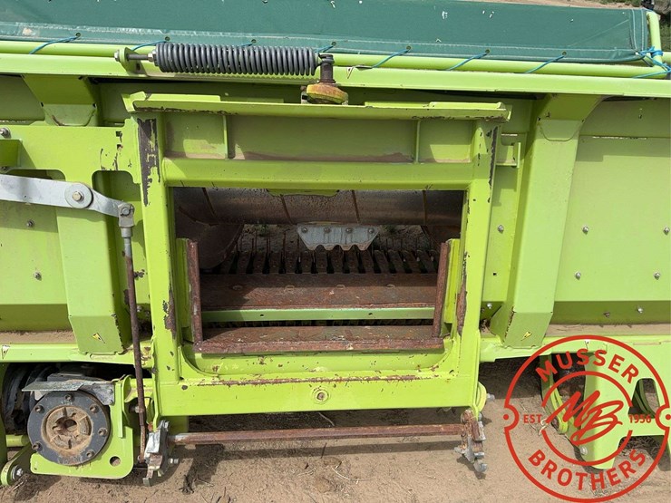 2014-claas-380-image-11