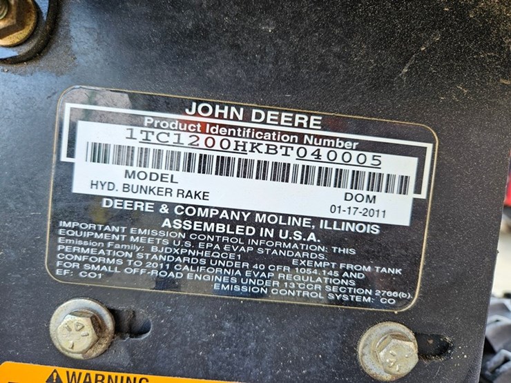 2011-john-deere-1200-image-28