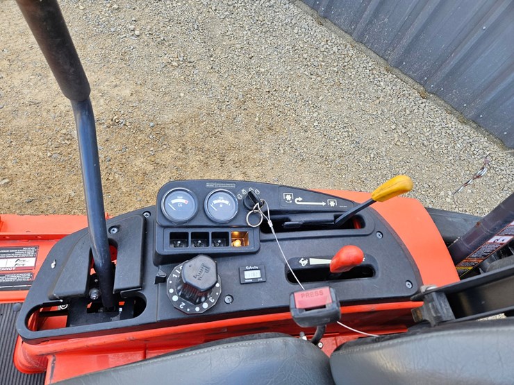 kubota-zd326s-image-22