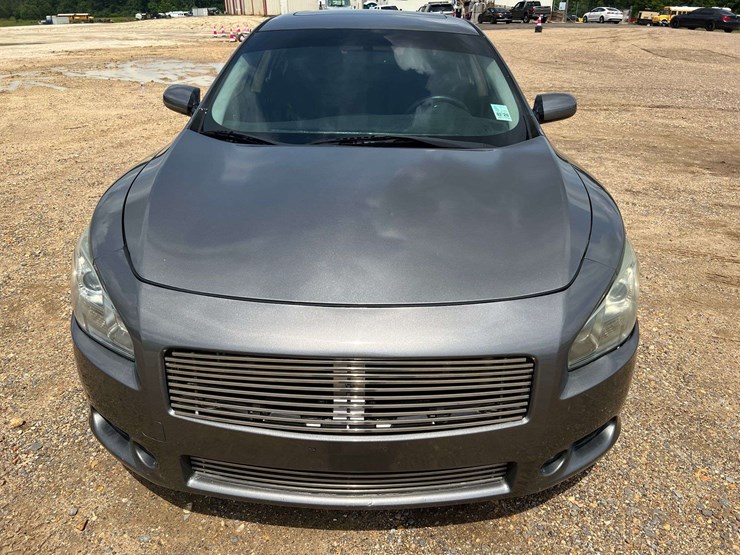2014-nissan-maxima-4-door-sedan-(167,842-miles)-image-5