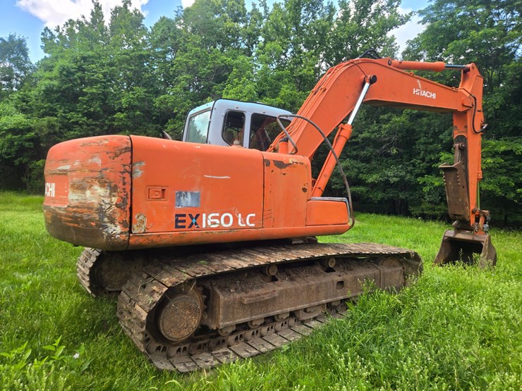 hitachi-ex160-lc-image-13