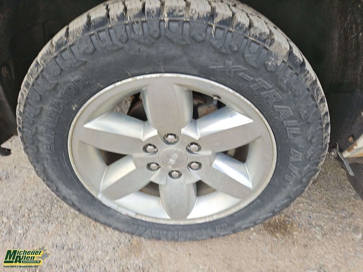 2013-gmc-sierra-1500-image-25