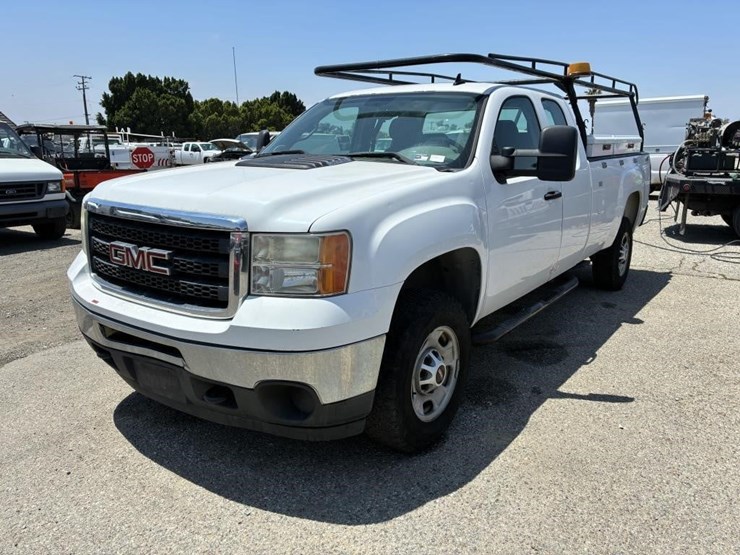 2012-gmc-2500hd-image-1