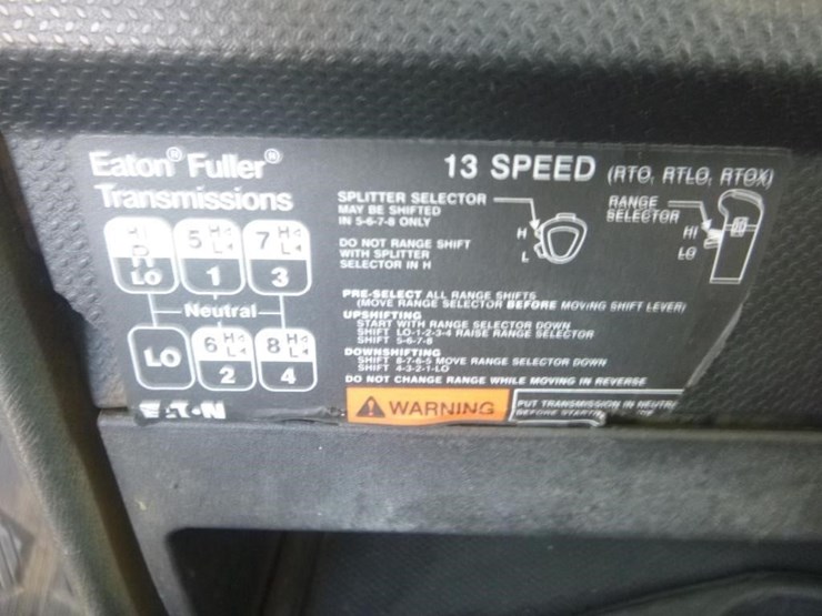 2016-caterpillar-ct660-image-14