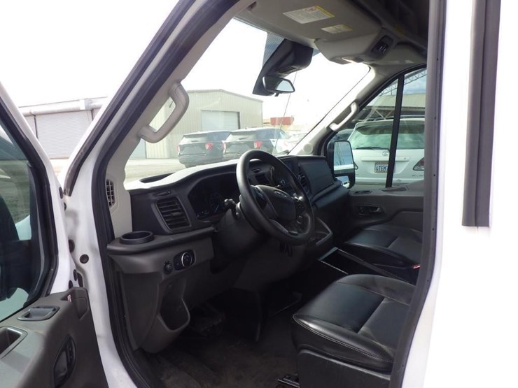 2020-ford-transit-image-5