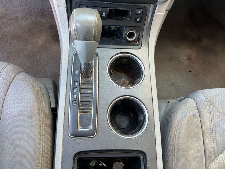 2012-chevrolet-traverse-image-39