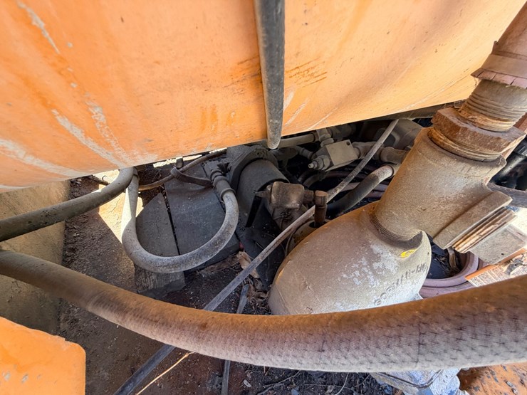 #24058-•-2009-voeller-mud-jack-h-200-image-59