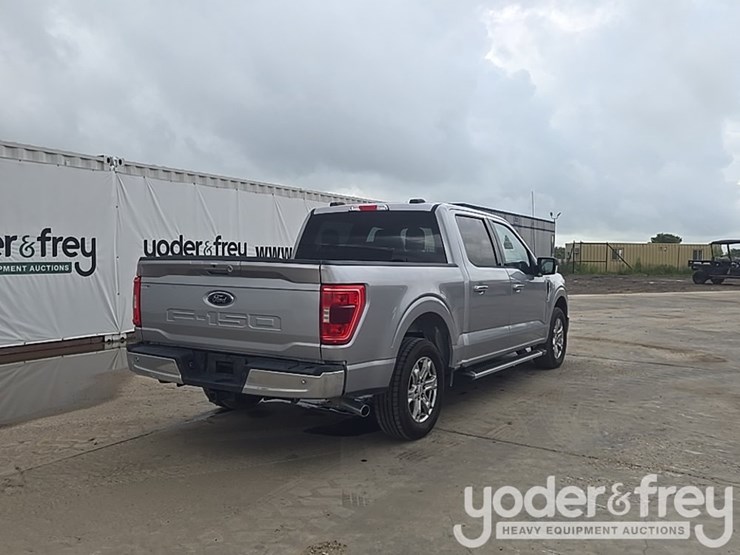 2021-ford-f150-xlt-image-5