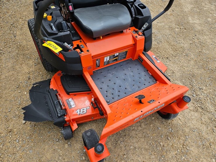 kubota-z122e-image-40
