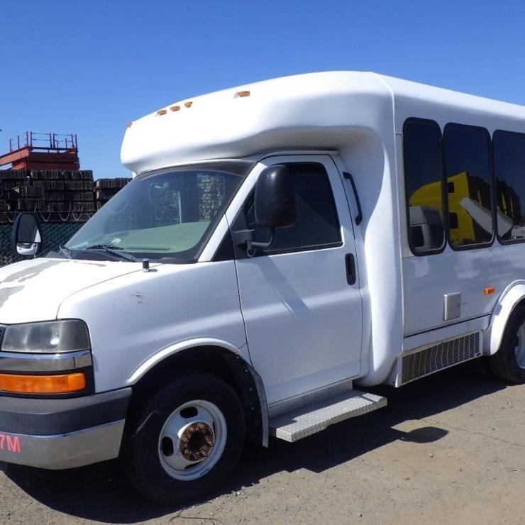 2009 CHEVROLET EXPRESS 3500