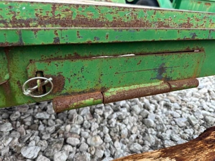 18'-wood-equipment-trailer-image-8