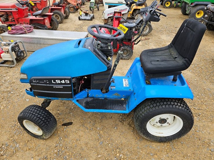 new-holland-45-image-2