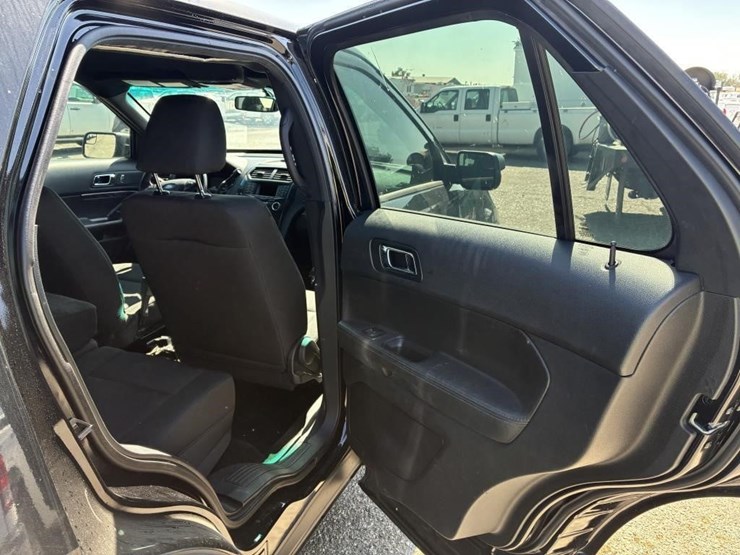 2018-ford-explorer-police-interceptor-image-10
