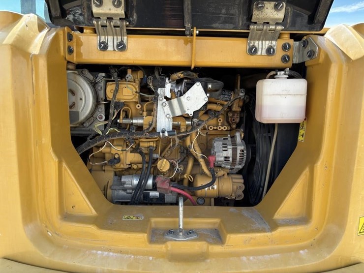 2015-caterpillar-308e2-cr-image-55
