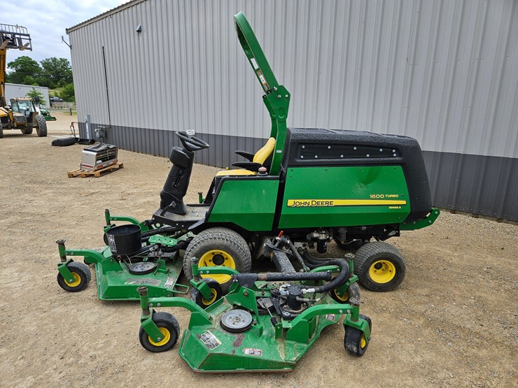 john-deere-1600-image-2