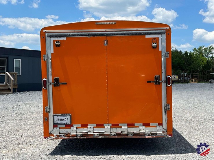 2016-sure-trac-t/a-enclosed-landscaping-tag-trailer-image-25