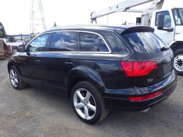 2009-audi-q7-image-4