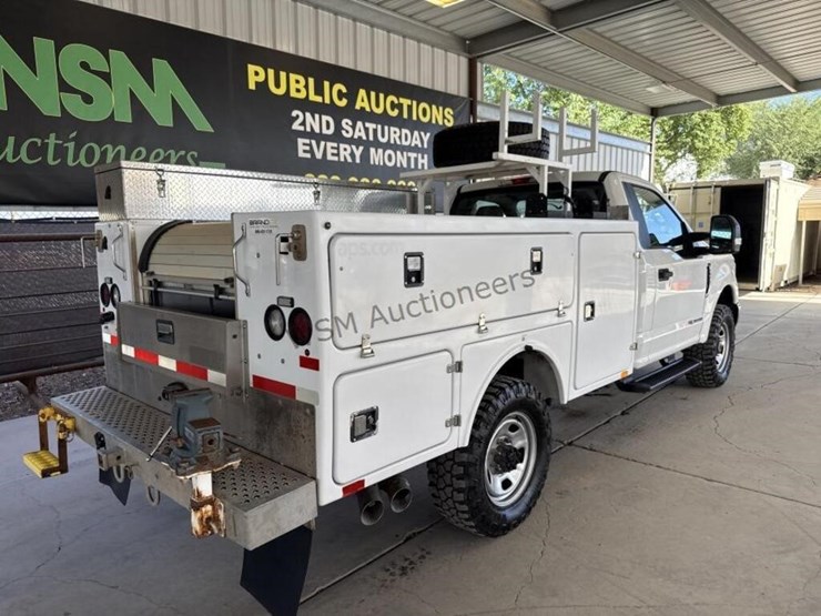 2019-ford-f350-image-9