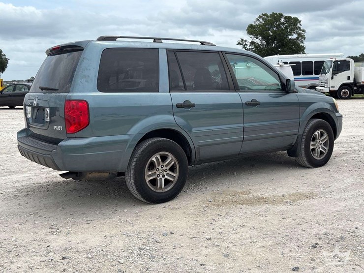 2005-honda-pilot-image-3