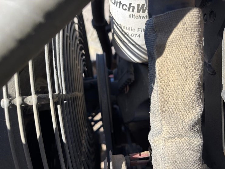 2014-ditch-witch-rt45-image-34