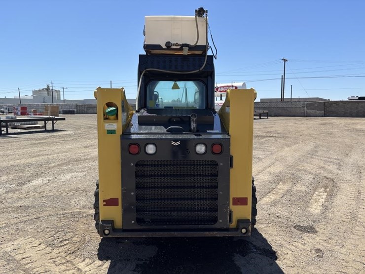 2018-yanmar-s220r-image-8