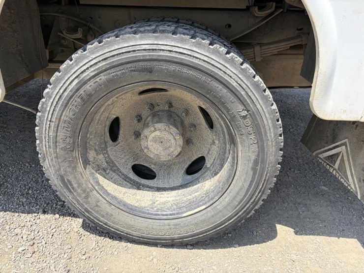 2012-ford-f450-image-8