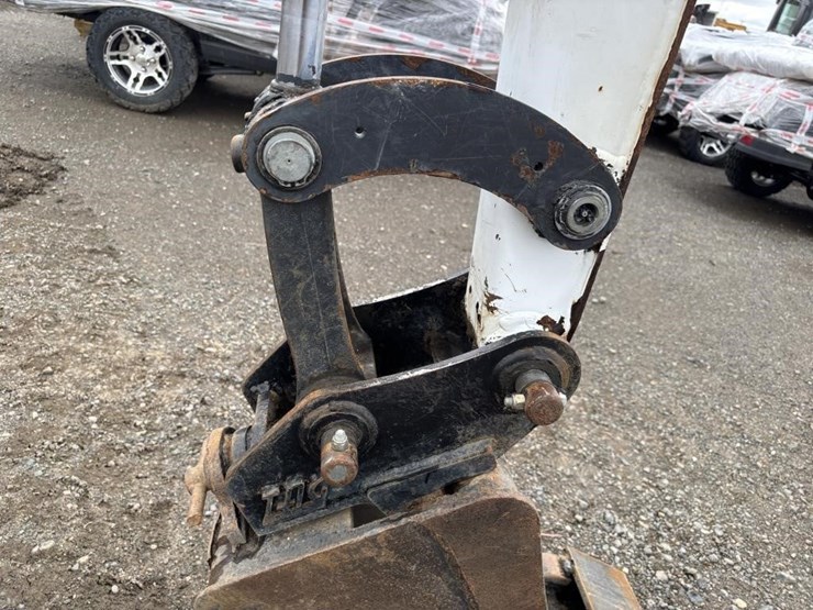2021-bobcat-e26-image-15