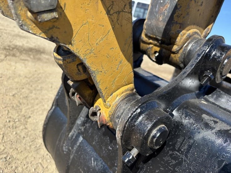 2018-caterpillar-303.5e2-cr-image-13