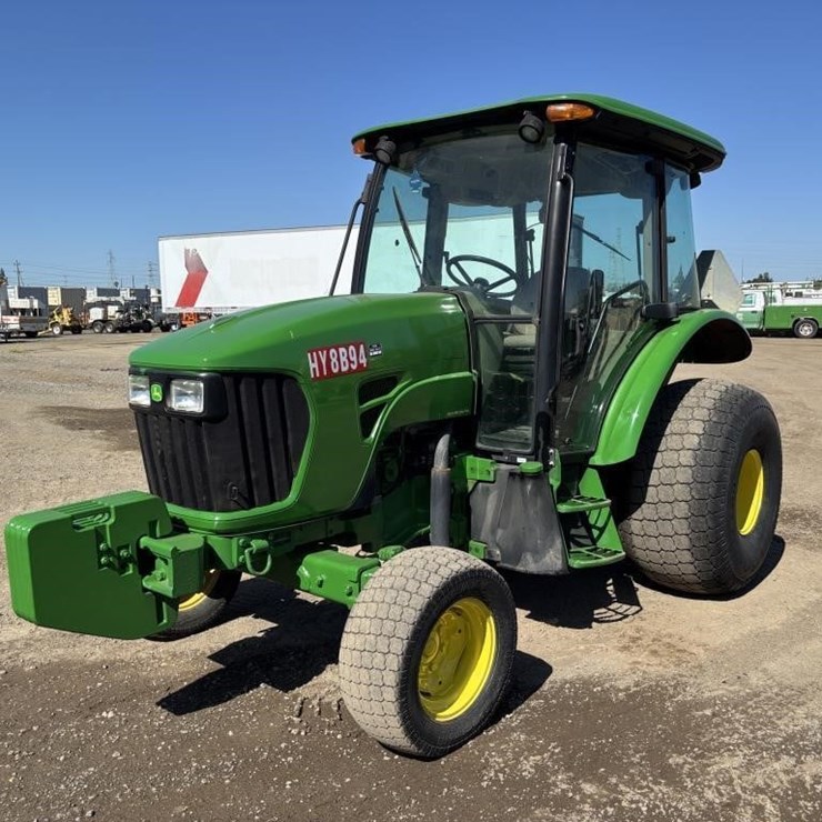 JOHN DEERE 5065M