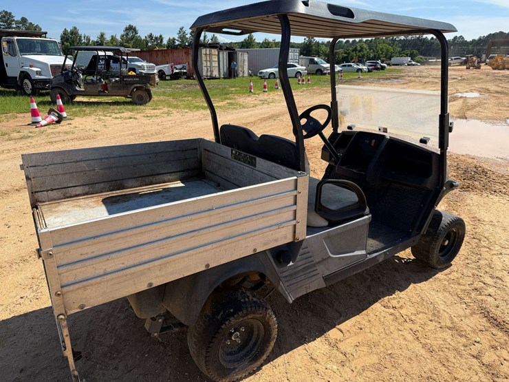 textron-hauler-1200x-2-seater-gas-utility-cart-image-3