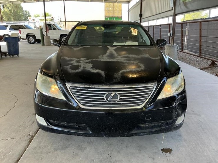 2008-lexus-ls-460-sdn-image-3