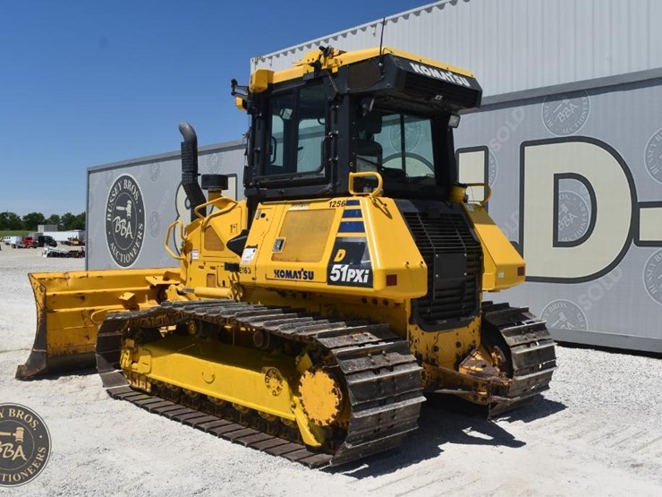 2019-komatsu-d51pxi-24-image-3