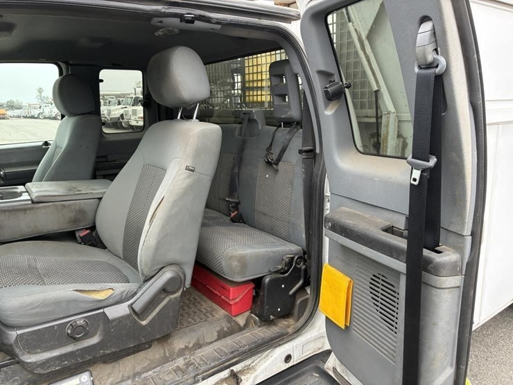 2016-ford-f450-image-19